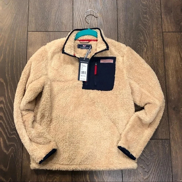 ****NWT**** Vineyard Vines Sherpa sweatshirt - Picture 1 of 6